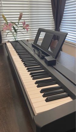 Yamaha P71 88-Key Weighted Digital Piano + Stand, Bench & Pedal