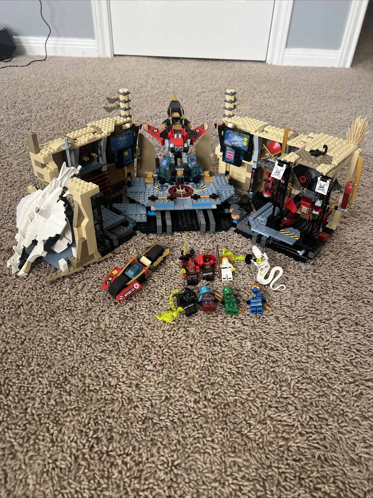 LEGO NINJAGO: Samurai X Cave Chaos 2258 W manual for Sale in