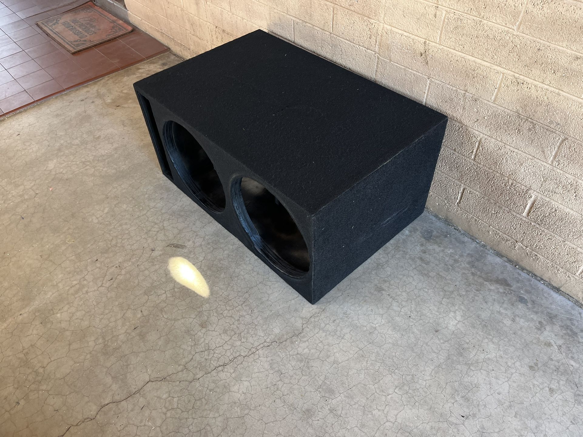 Custom Built Double Baffle 2-15 Box - $200