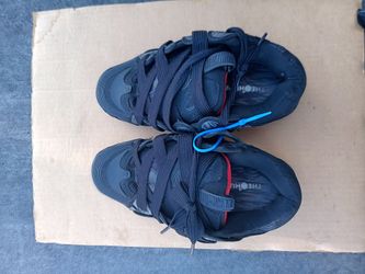 Osiris D3 2001
The Hundreds Black