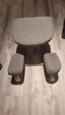 Stool for desk