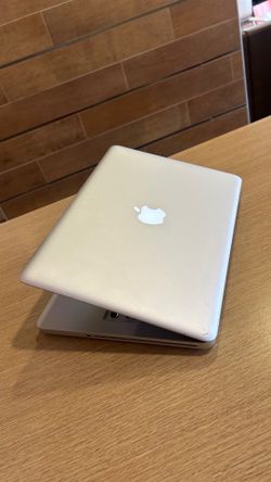 Apple MacBook Pro 13” i5/8GB/256GB SSD $140