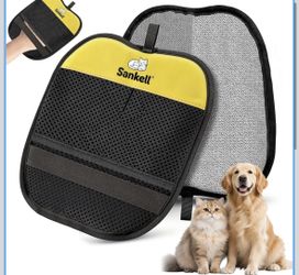 Brand New, Reusable Pet Hair Removal Glove for Dogs Cats Furniture