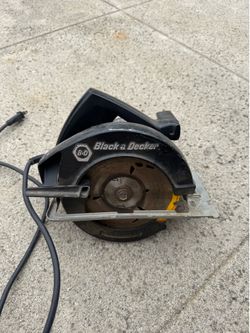 Black and decker circular saw skill saw with blade