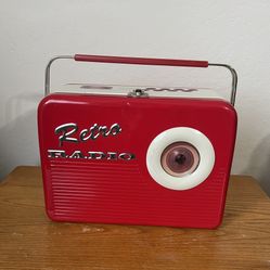 Retro Radio Red Collectible Tin Lunch Box Silver Crane 