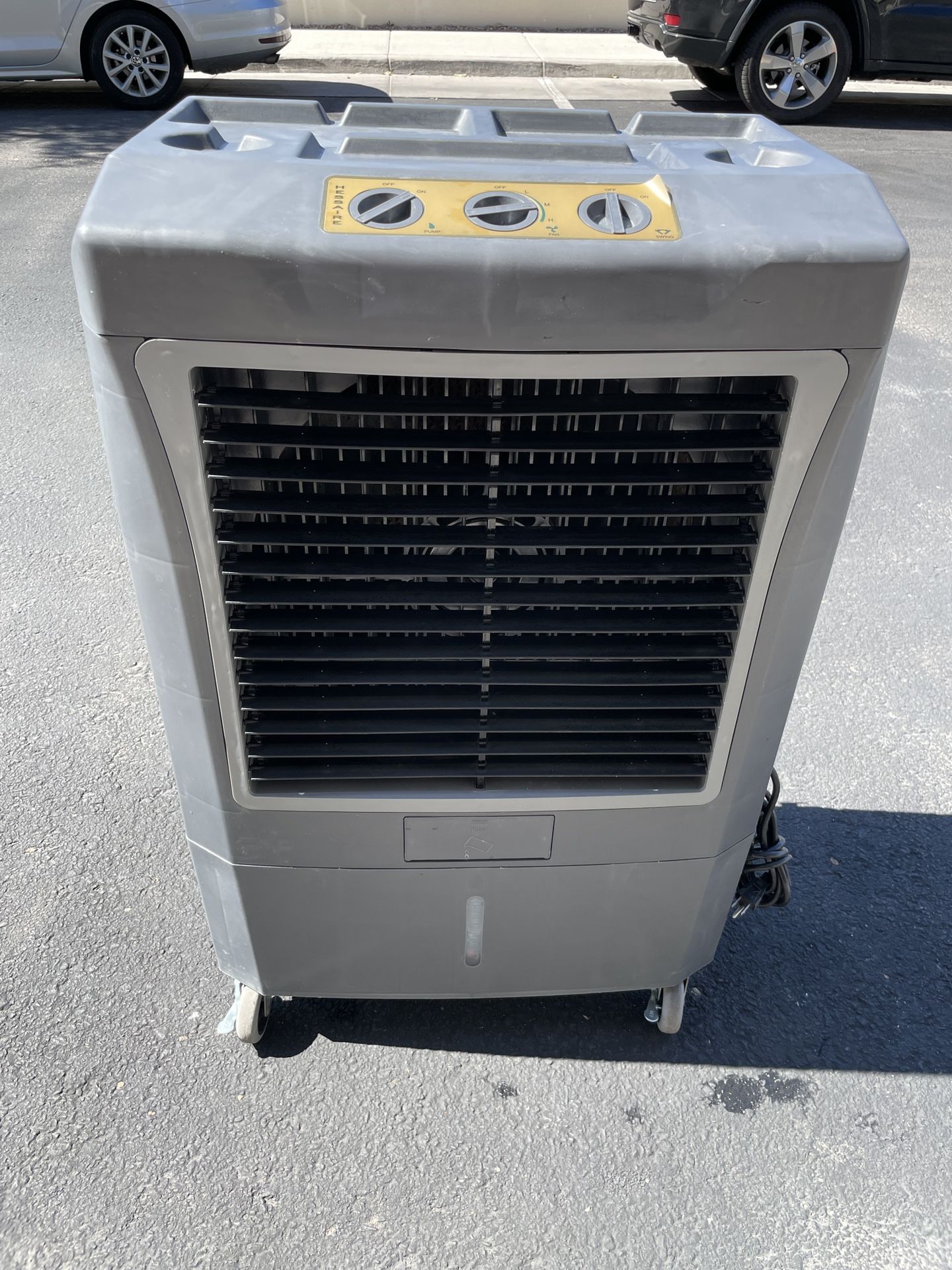 EVAPORATIVE COOLER HESSAIRE MC37V