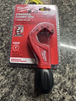 Milwaukee 1” Constant Swing Copper Tubing Cutter