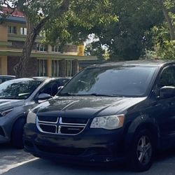 2013 Dodge Grand Caravan
