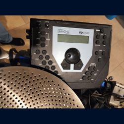 Simmons Electric Drum Set With Low Tone  Cymbals