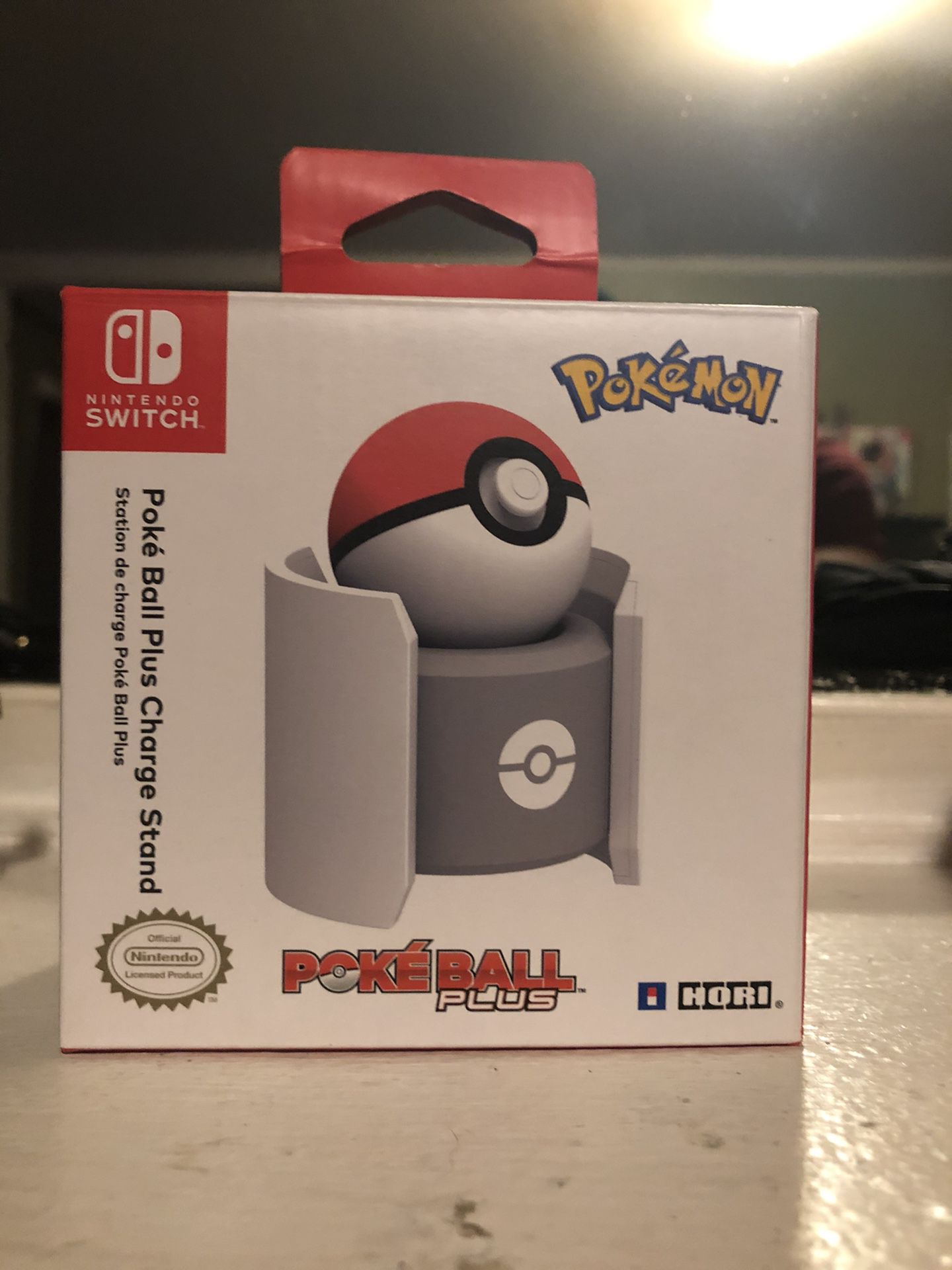 Pokeball plus charging stand (Pokémon) (nintendo switch)