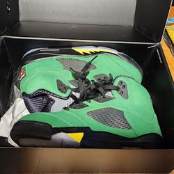 Air Jordan 5 "Oregon"