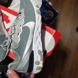 Nike React Element 