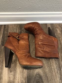 Steve Madden Women’s Boots Size 7.5