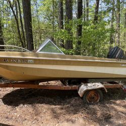 Tri-hull Boat W/trailer