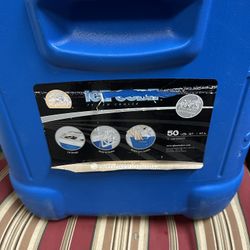 Igloo ice chest Cooler