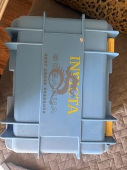 INVICTA Light Blue 8-slot Watch Storage Case Brand New
