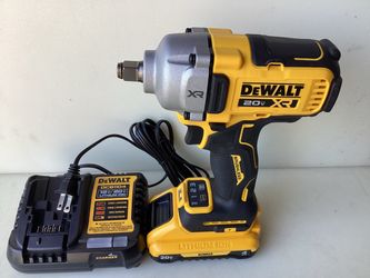DeWalt 20v mid-range impact wrench kit