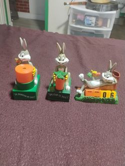 1975 Sears Bugs Bunny Desk Set - Pencil Sharpener, Stapler, Calendar