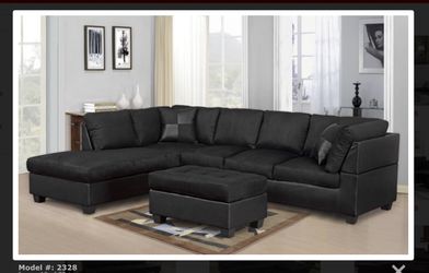BLACK SECTIONAL SOFA BRAND NEW IN BOX