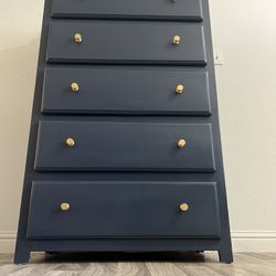 Dresser Tall