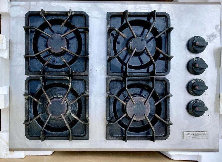 Frigidaire PLGC30S8CCA 30” Gas Cooktop – Stainless Steel, 4 Burners