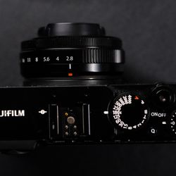 Fujifilm X-E4 + XF27f2.8