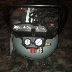 HITACHI Air Compressor 