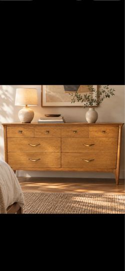 Wood dresser