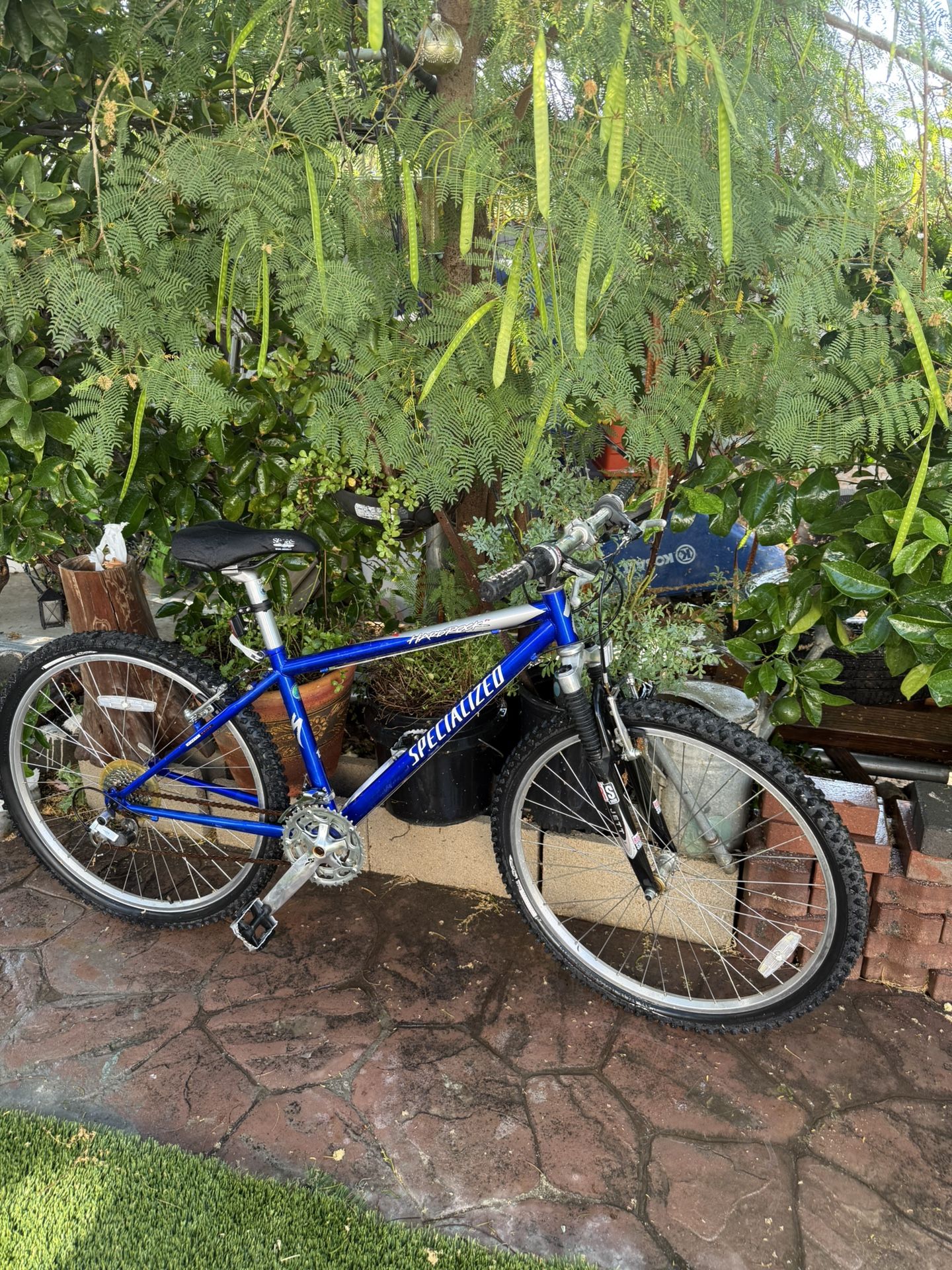 Specialized Hardrock Mountain bike, Great Condition 26”