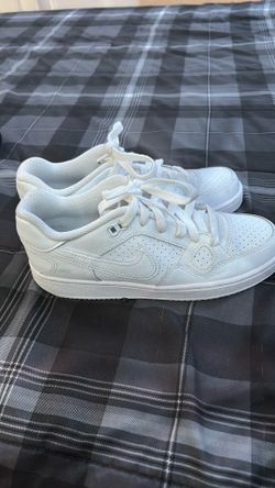 5 youth nikes