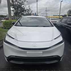 2026 Toyota Prius Plug-in Hybrid - LE