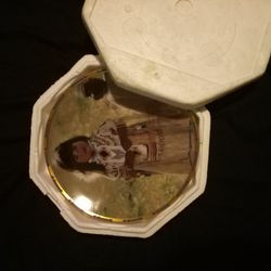 Beautiful Antique Plate Indian Girl