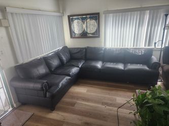 L shaped sectional couch ,free