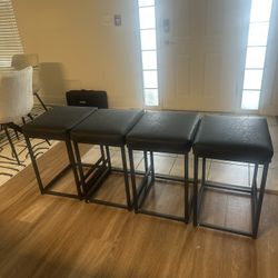 4 Counter Height Bar Stools