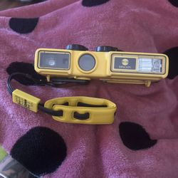 Minolta Camera Underwater Weathermatic A