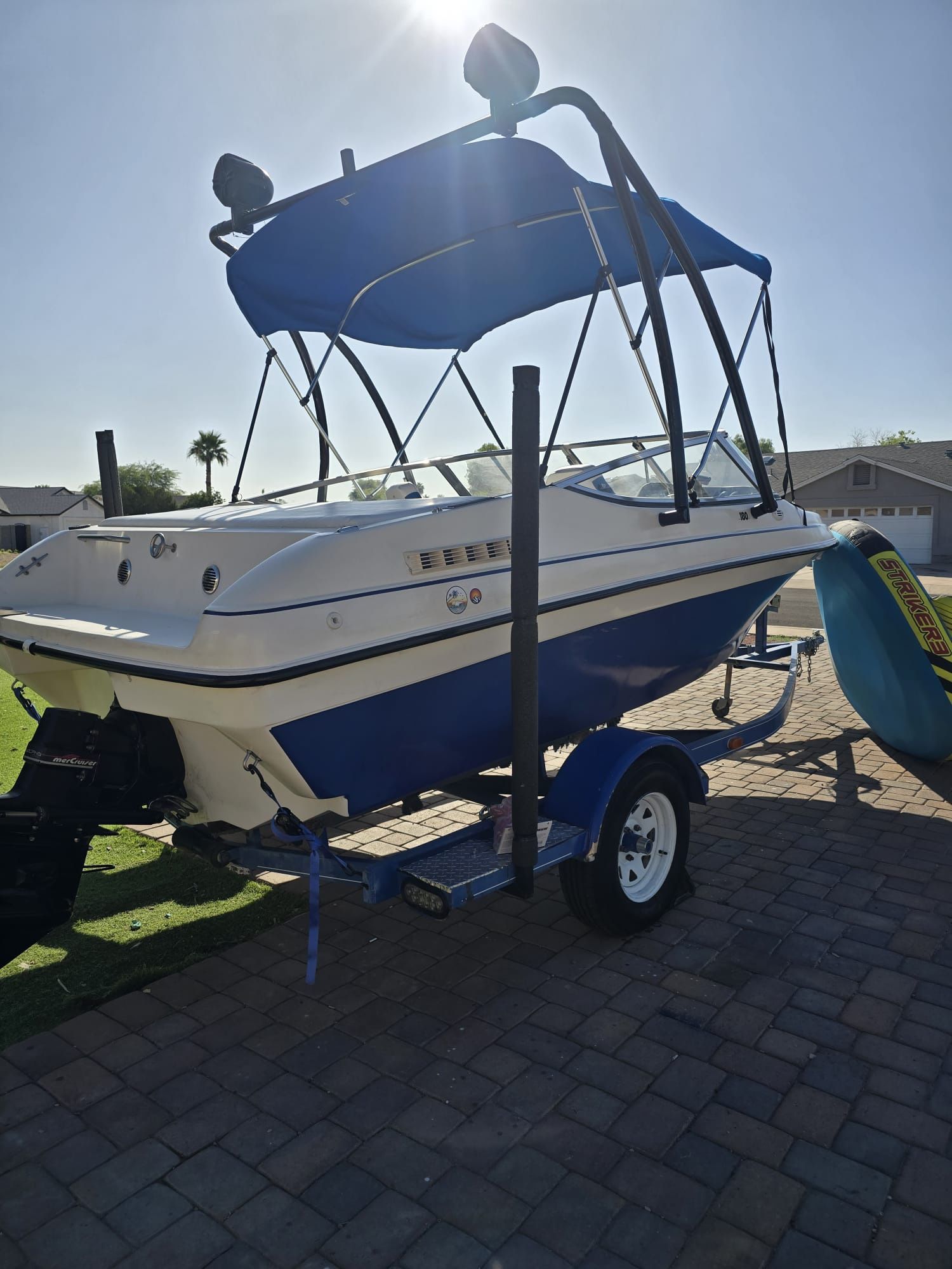 Boat Yr 2000 Aquatron Mercruiser