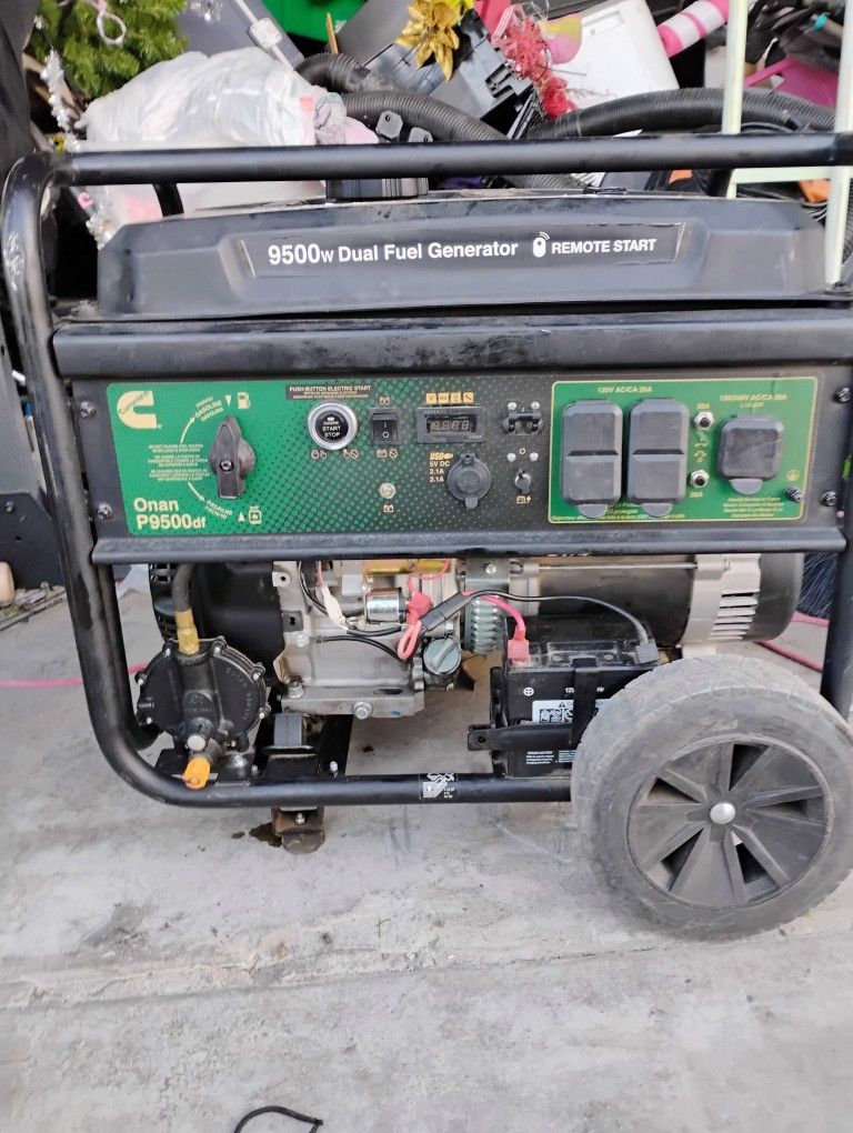 Cummins 9500w Dual Fuel Generator