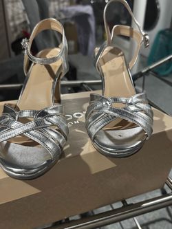 Women sandal