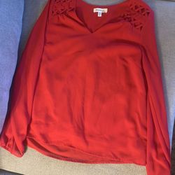 25 Pieces Small woman’s clothes Make A Offer 