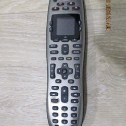 Logitech Harmony 650 universal remote