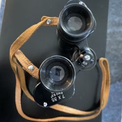 Binoculars 