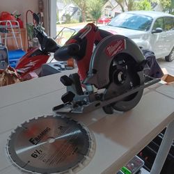 Milwaukee M18 Fuel 6-1/2 Circular Saw $150