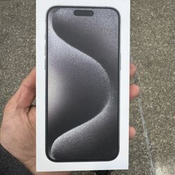 iPhone 15 Pro Max 256GB