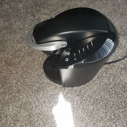 KEURIG coffee maker