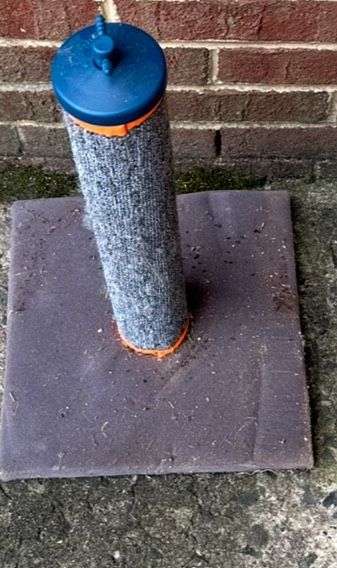 Cat Scratcher