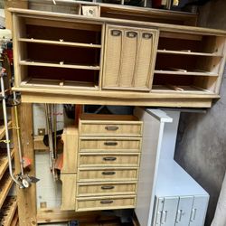 Long Dresser Vintage