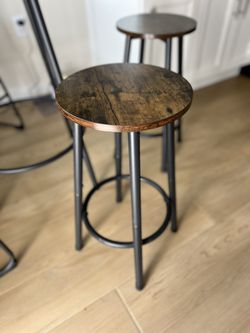 2 Oak Bar Stools