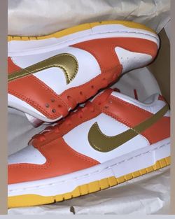 Nike Low Orange University Gold Dunks