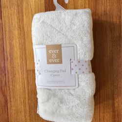 NEW changing Pad Cover Fuzzy - Ever & Ever 