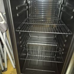 Mini Beverage Fridge 